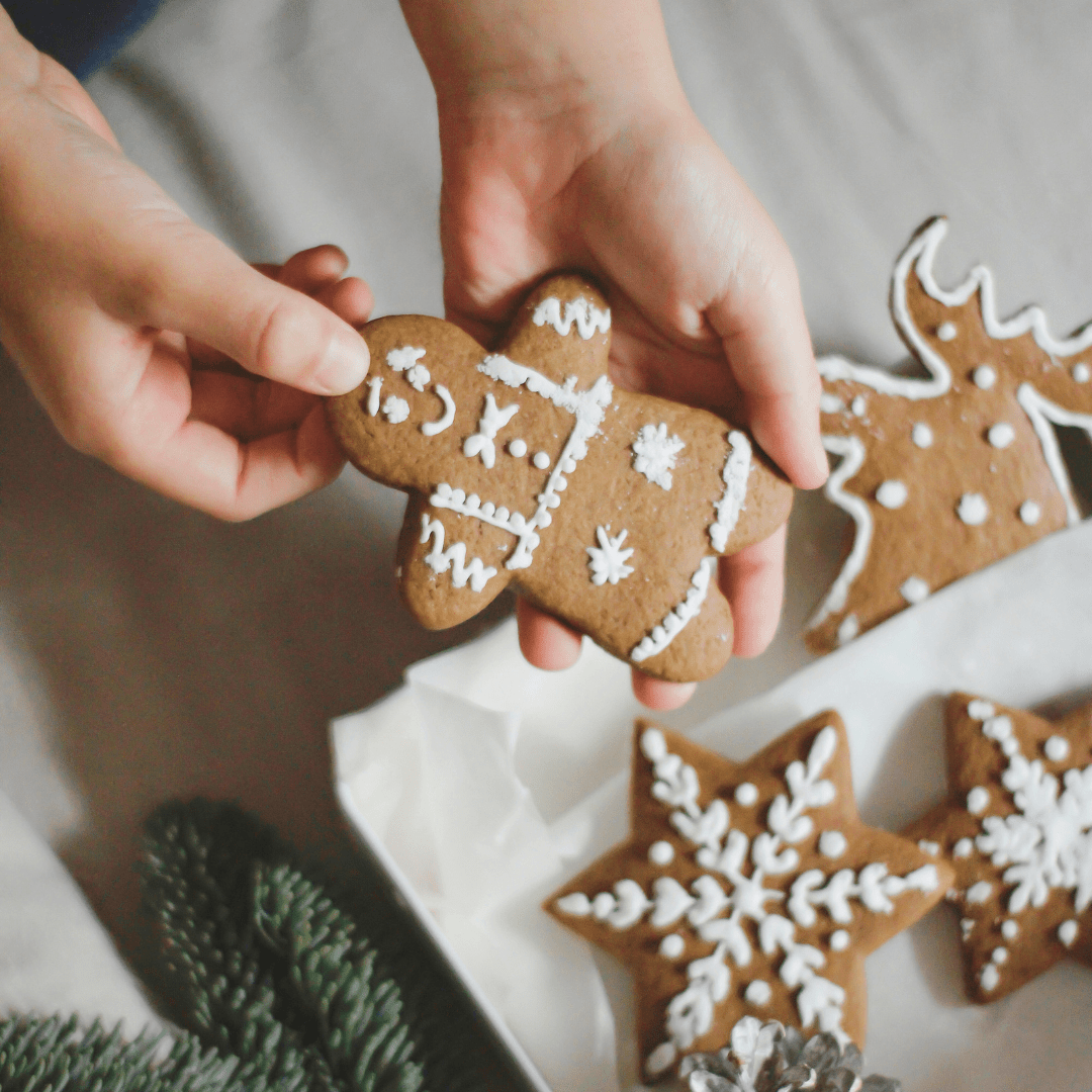 Jolly Gingerbread - Bandana OP Haube - OP Haube aus Stoff - Gluecksbringer